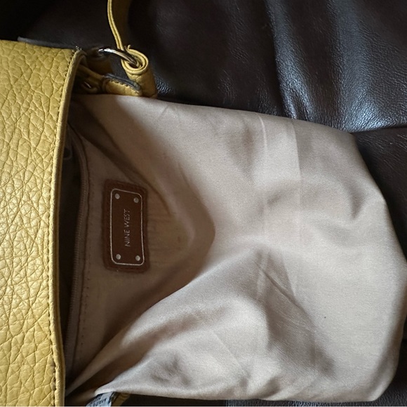 Nine West Mustard Yellow faux leather crossbody bag w/front pocket. Never used - Picture 5 of 6